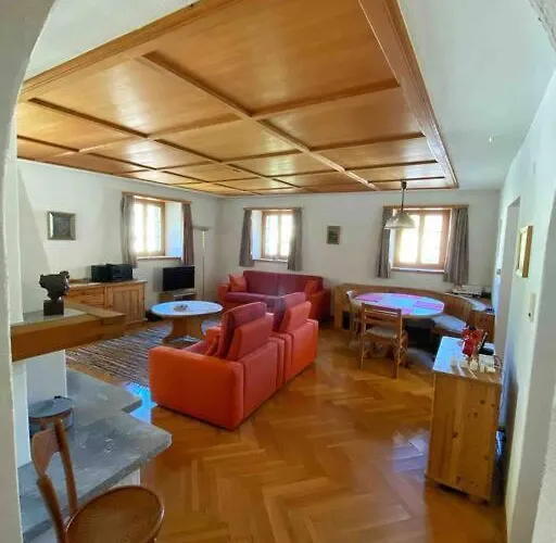 Casa Flavia Affittasi Nel Centro Di * Poschiavo