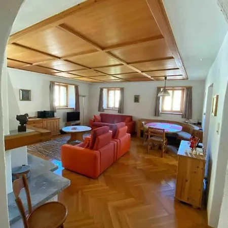 Casa Flavia Affittasi Nel Centro Di * Poschiavo
