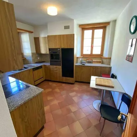 Lejlighed Casa Flavia Affittasi Nel Centro Di Poschiavo